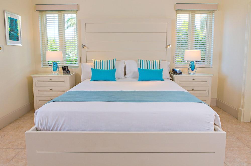 The Cove Suites At Blue Waters St. John's Exterior photo
