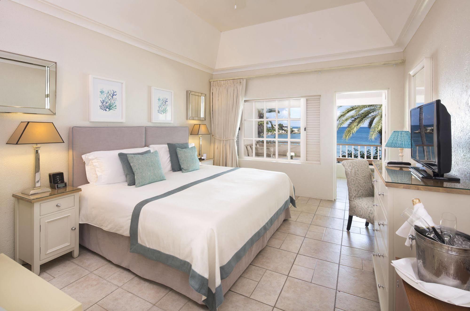 The Cove Suites At Blue Waters St. John's Exterior photo